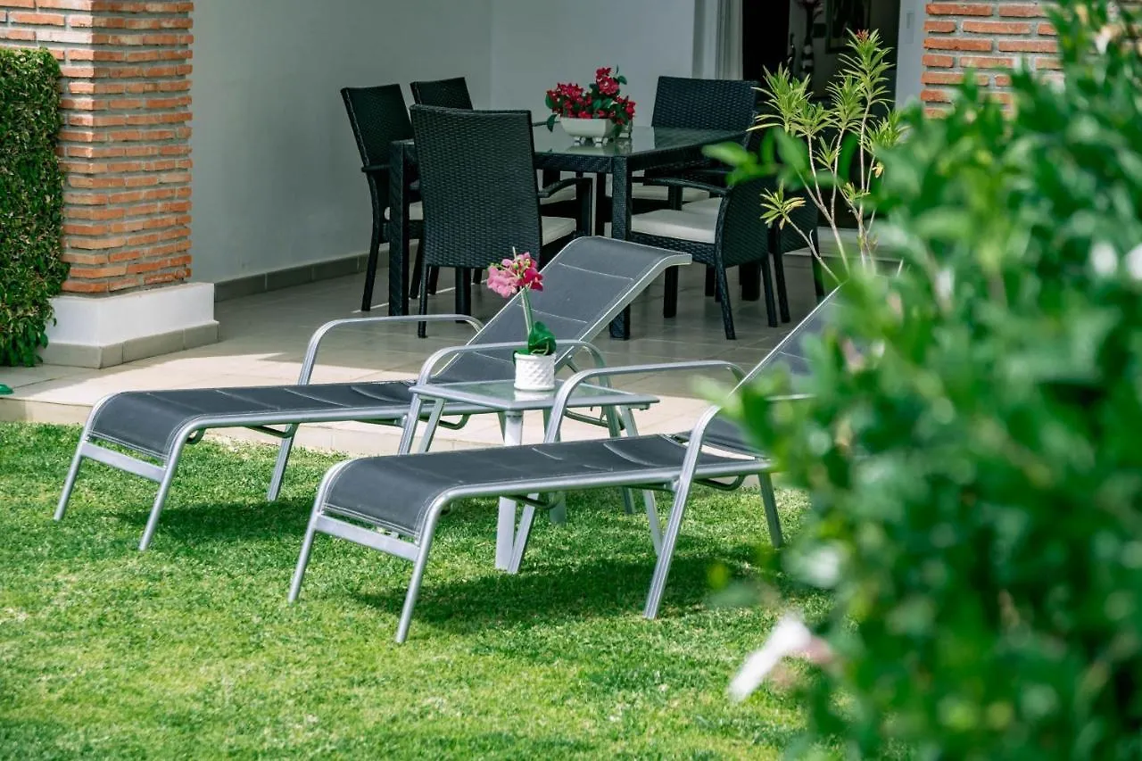 Tropical Apartment In Los Arqueros With Mountain Views And Private Garden Benahavis