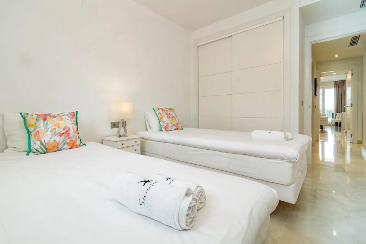 Tropical Apartment In Los Arqueros With Mountain Views And Private Garden Benahavis